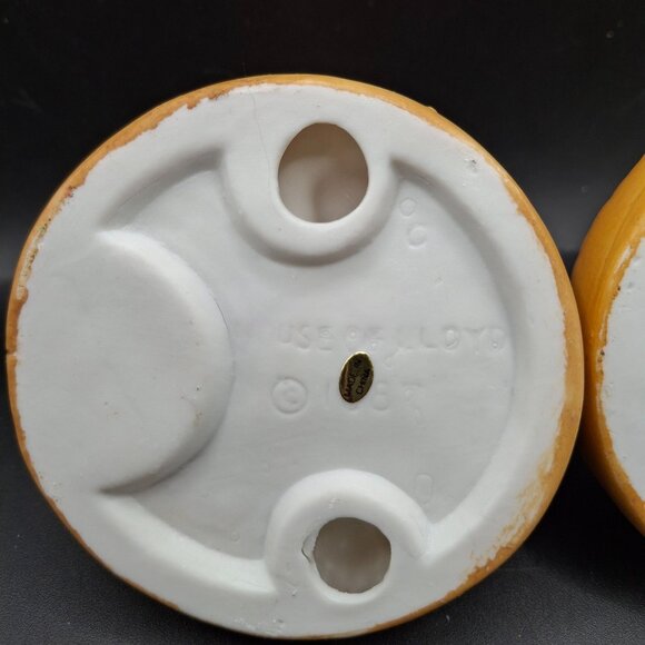 House Of Lloyd Thanksgiving Vintage Candleholder Set Pilgrim Boy And Girl - Picture 8 of 8